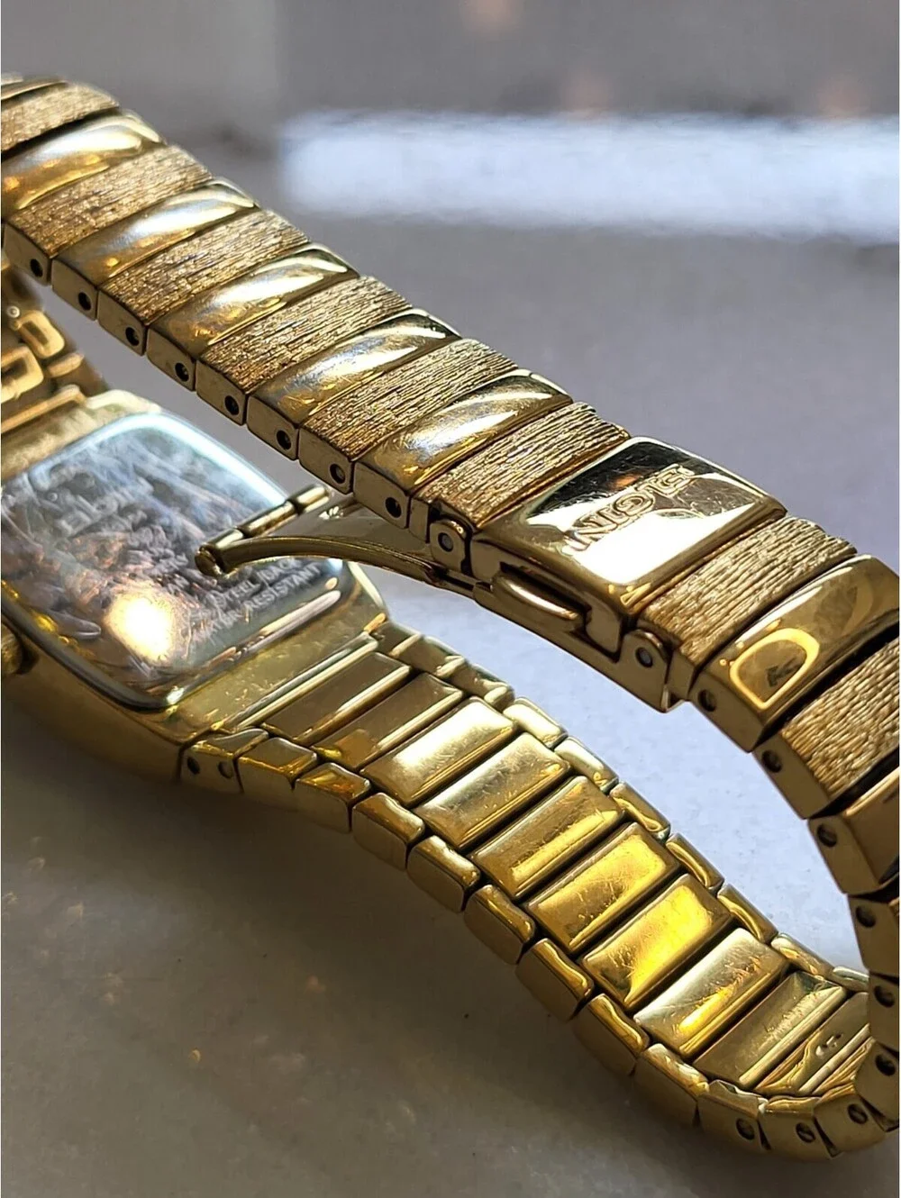 Elgin Womens GoldTone Dress Watch Crystal Bracelet Quartz Analog EG354 Works EUC
